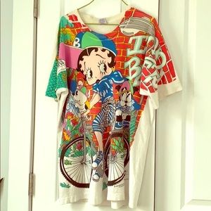 COPY - Biking Betty Boop True Vintage oversized T…